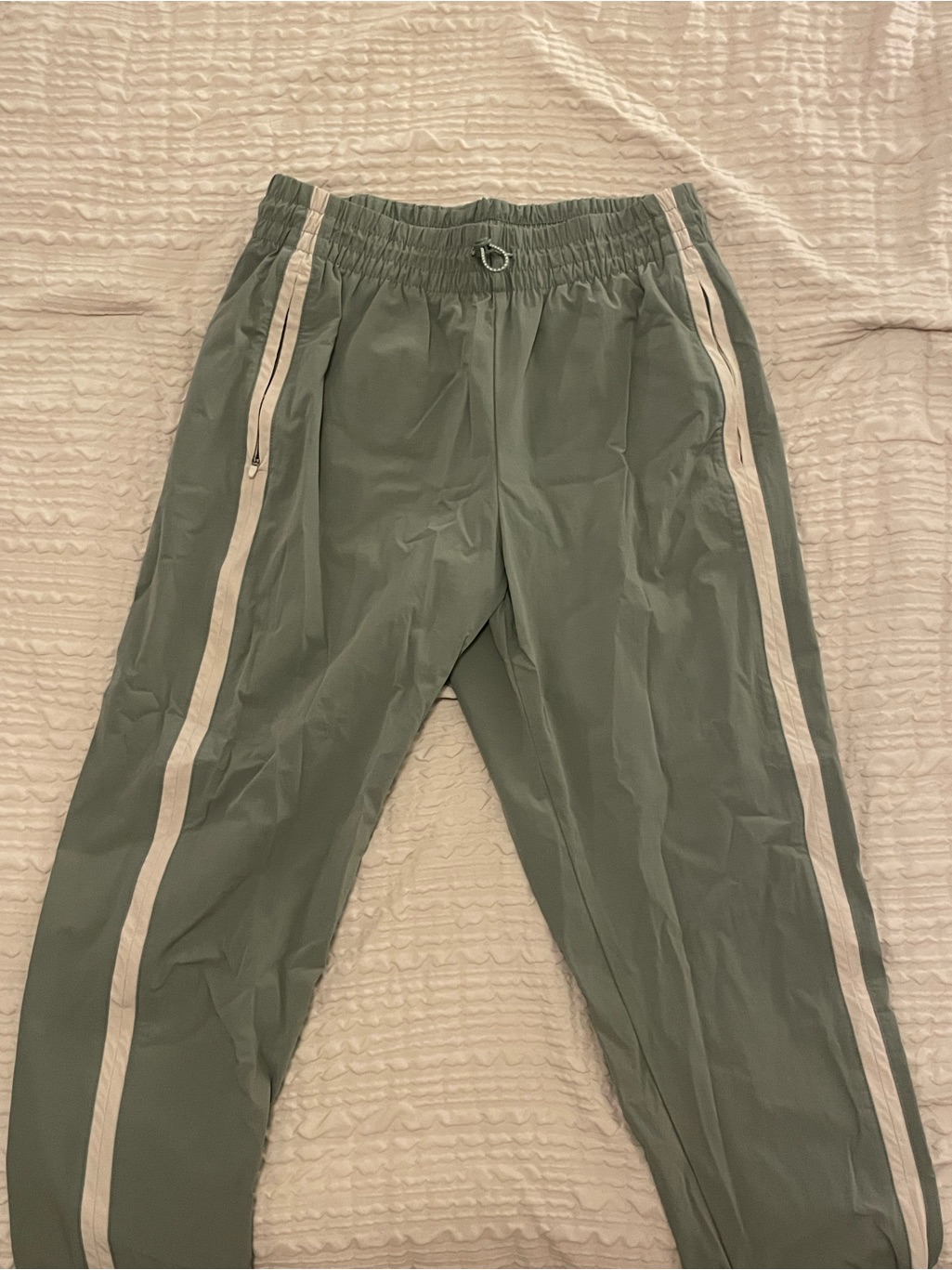 Avalanche Olive Green Athletic Pants
